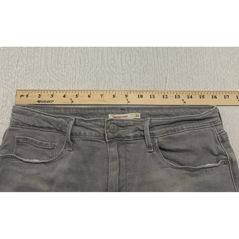 Levis casual leg women