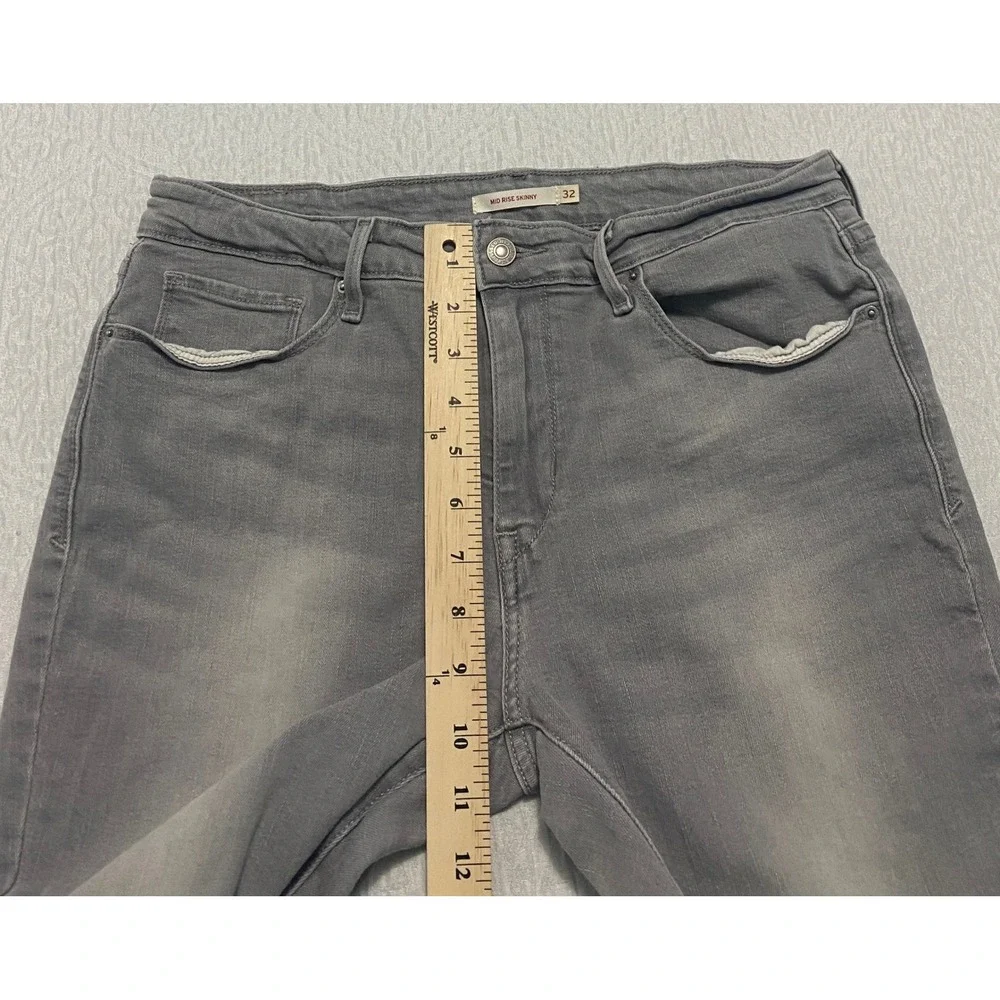 Levis strauss gray