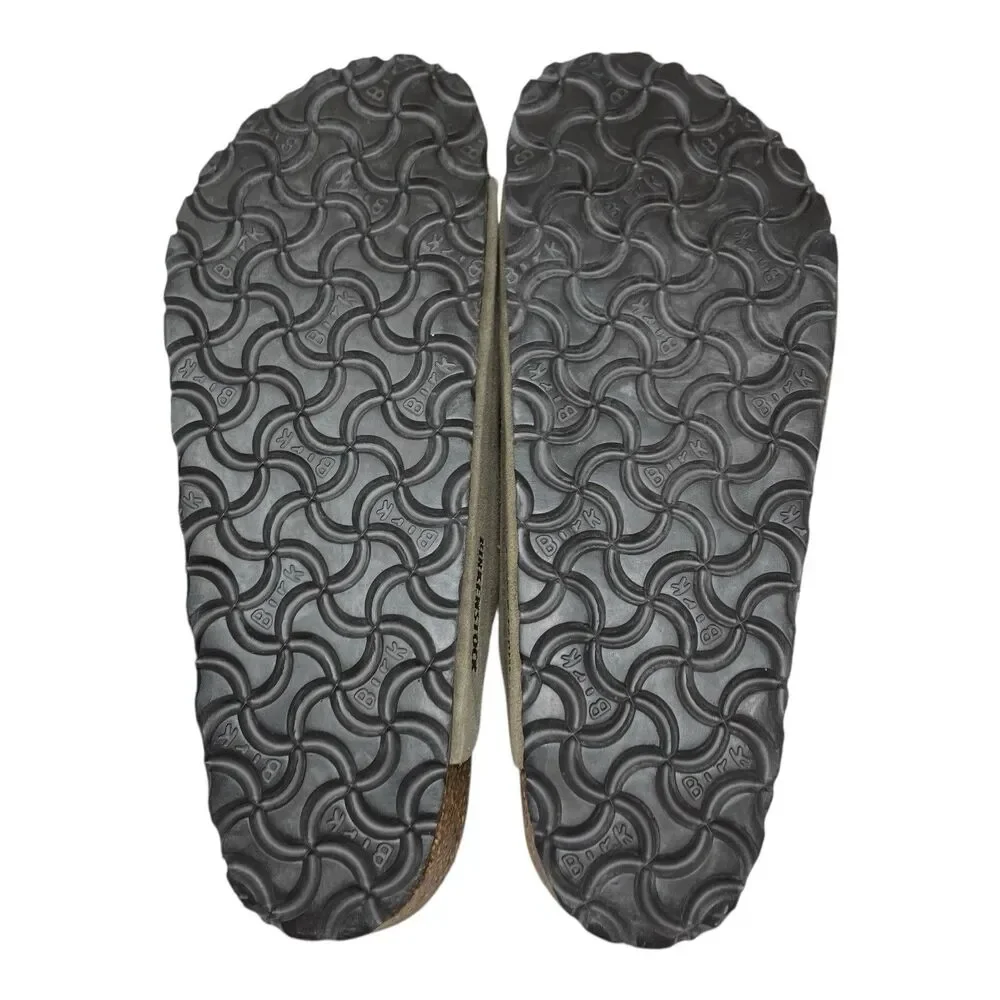 Birkenstock Arizona Mens 9 Taupe Suede Soft Footbed Sandals Narrow Fit NWB