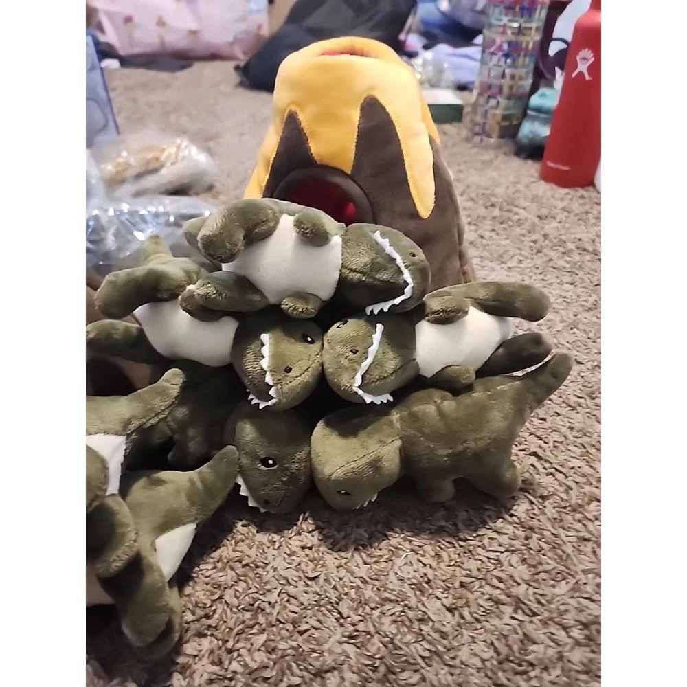 Frisco‎ Hide and Seek Plush Volcano Puzzle Dog Toy & 5 Dinosaurs