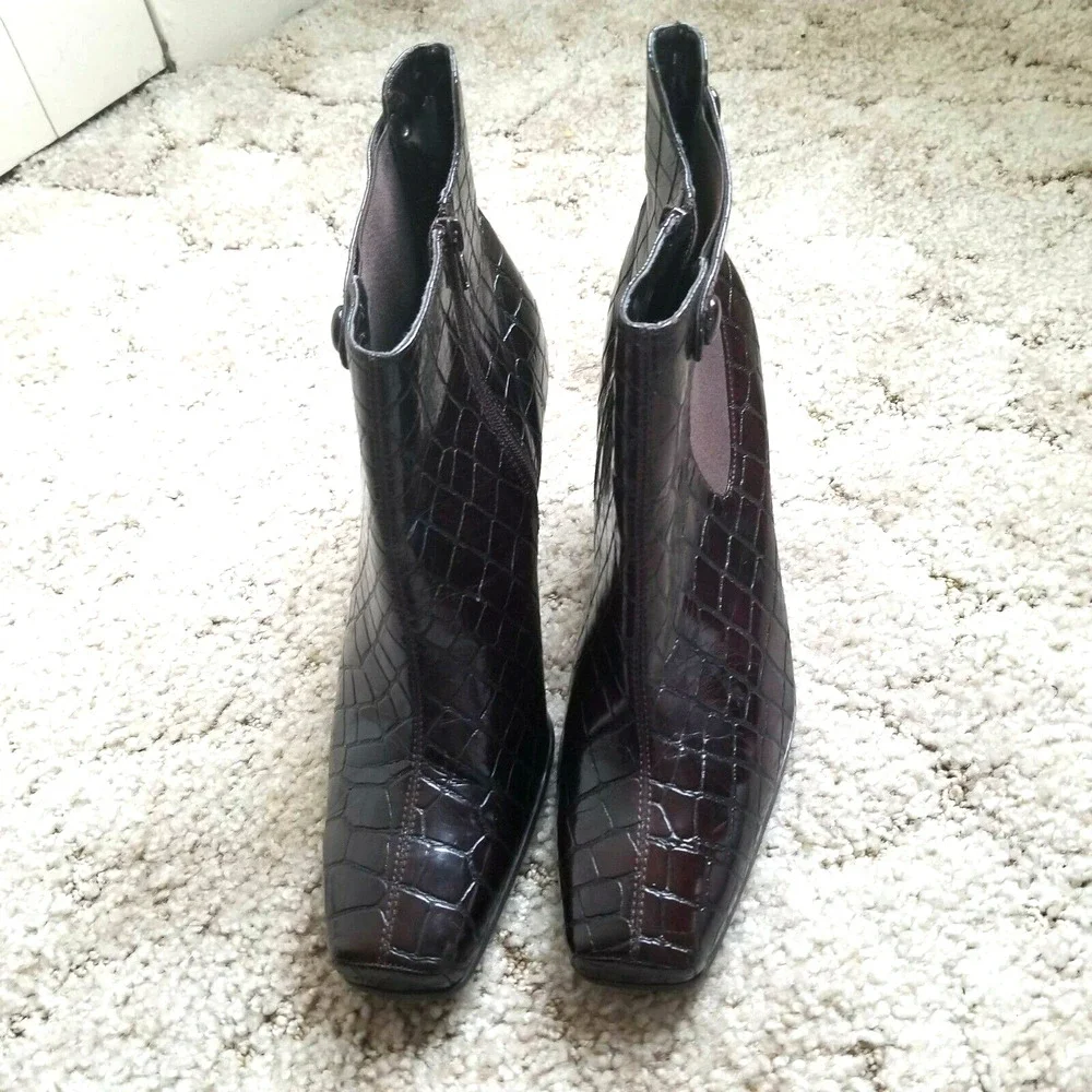 Franco Sarto step out