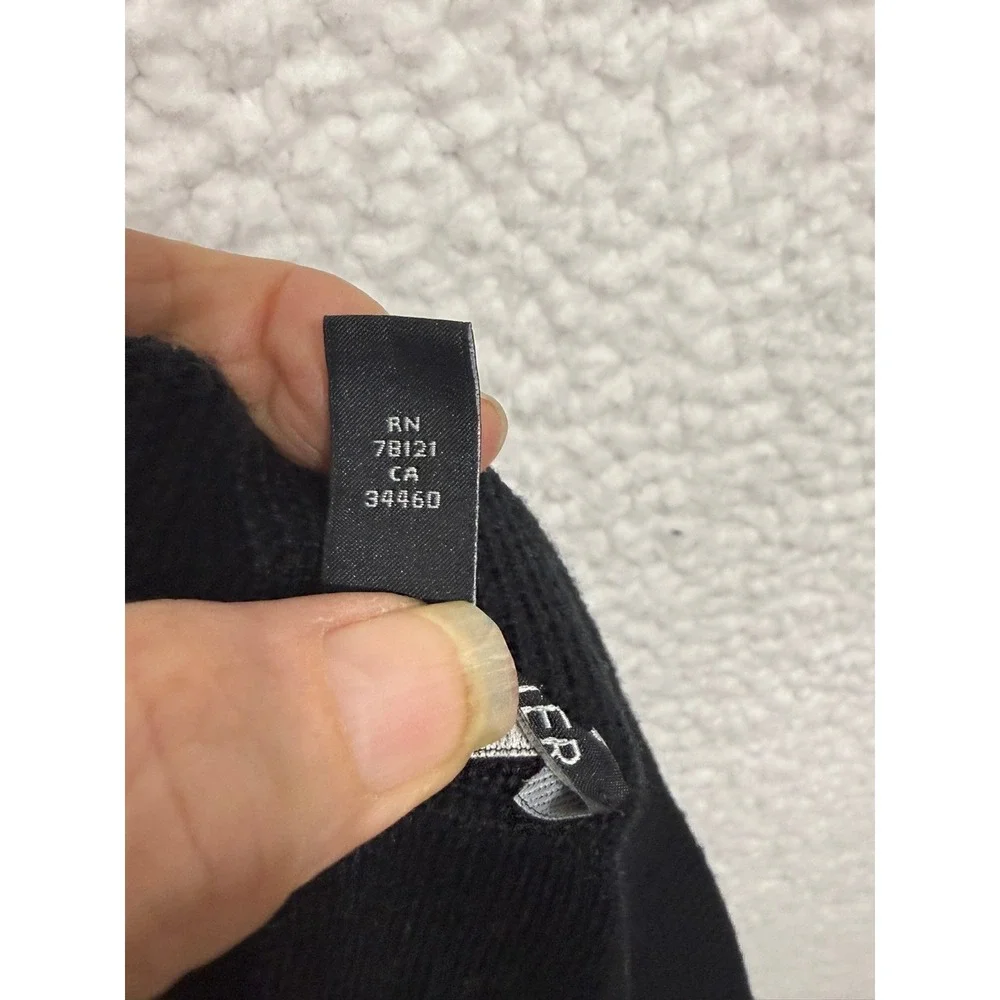 Eileen Fisher wash closure department