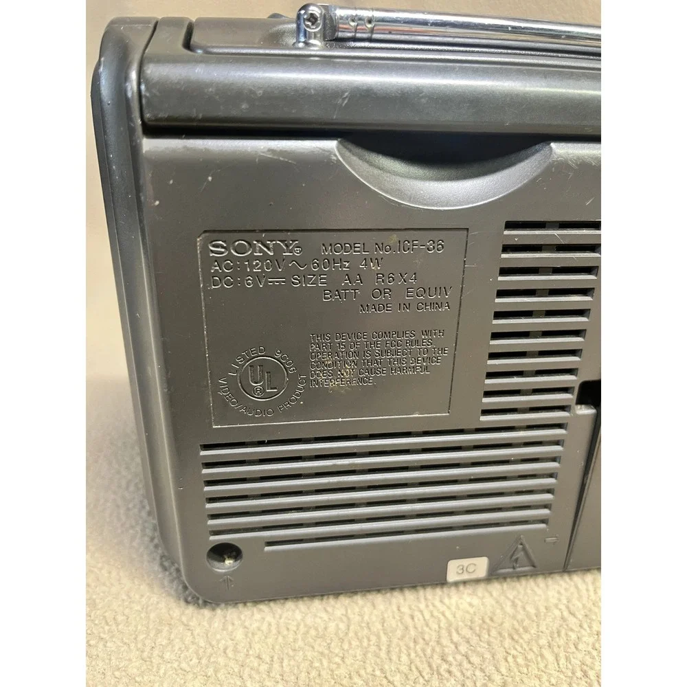 Sony icf 36