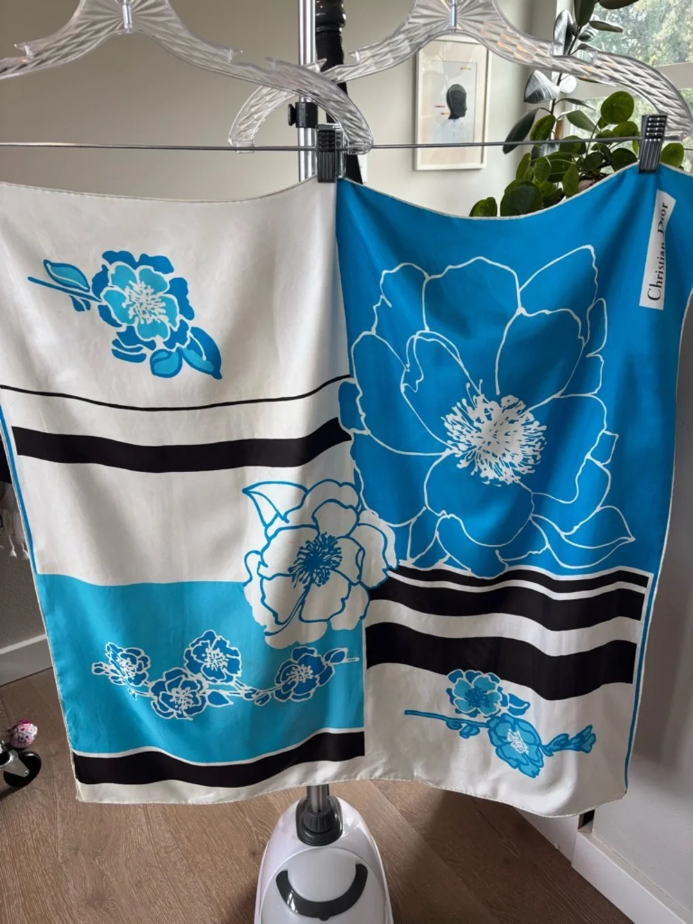 Dior skirt bold