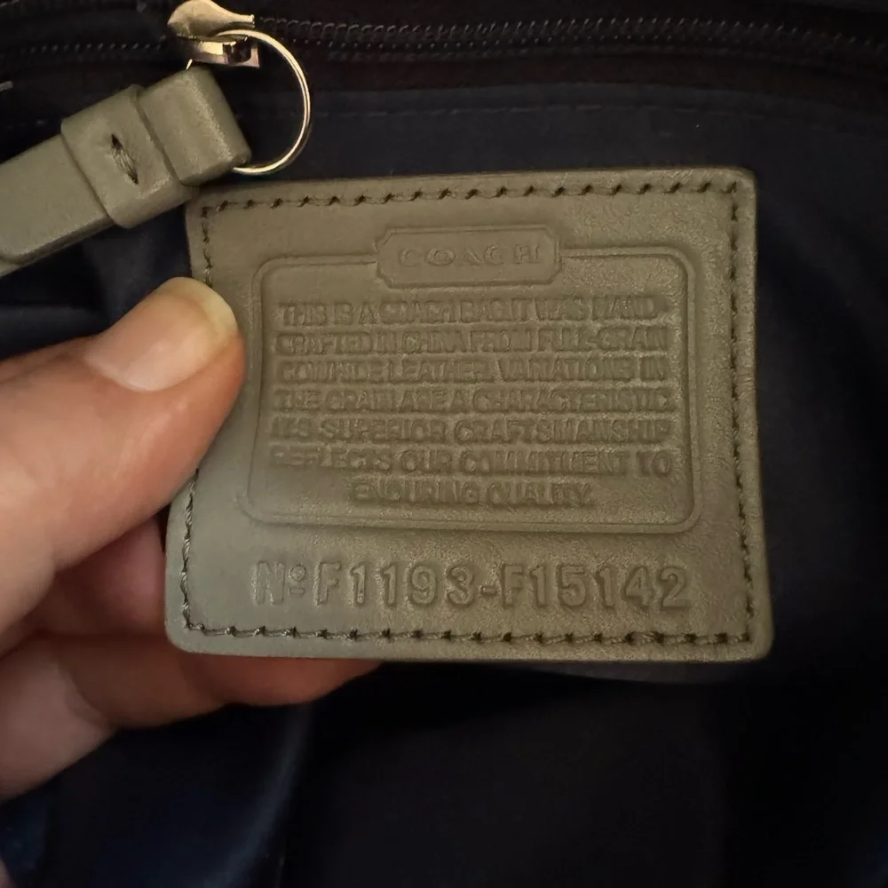 Coach stylish shoulder