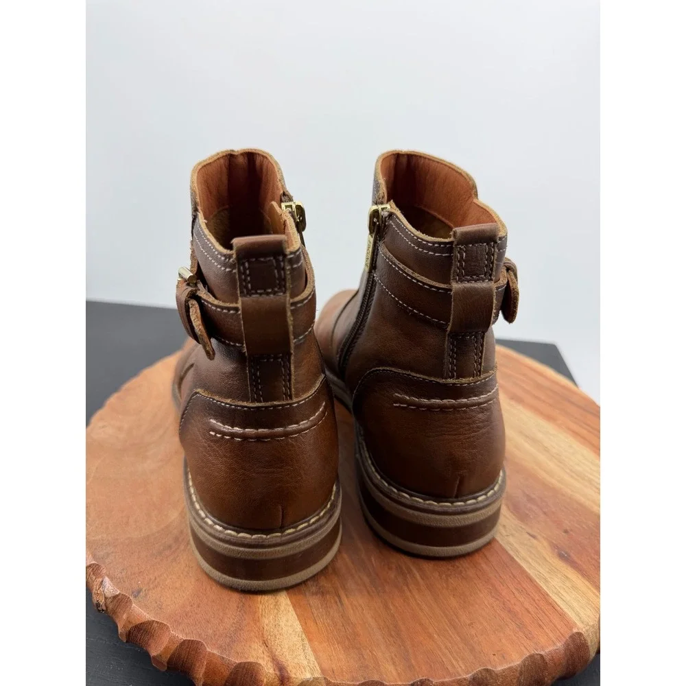 pikolinos leather