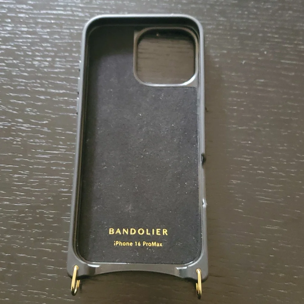 Bandolier emma iphone