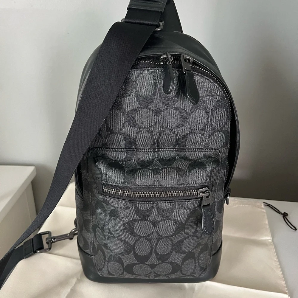 Coach elegant backpack