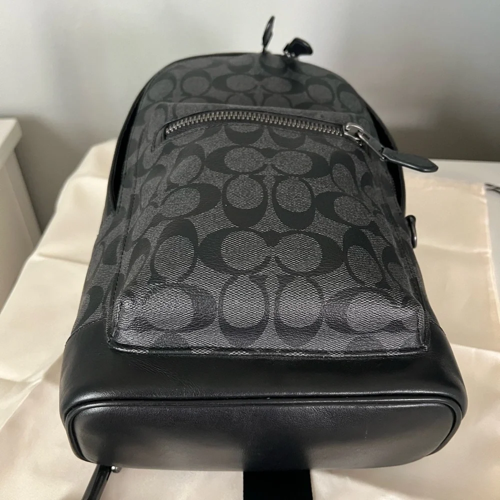 Coach elegant backpack