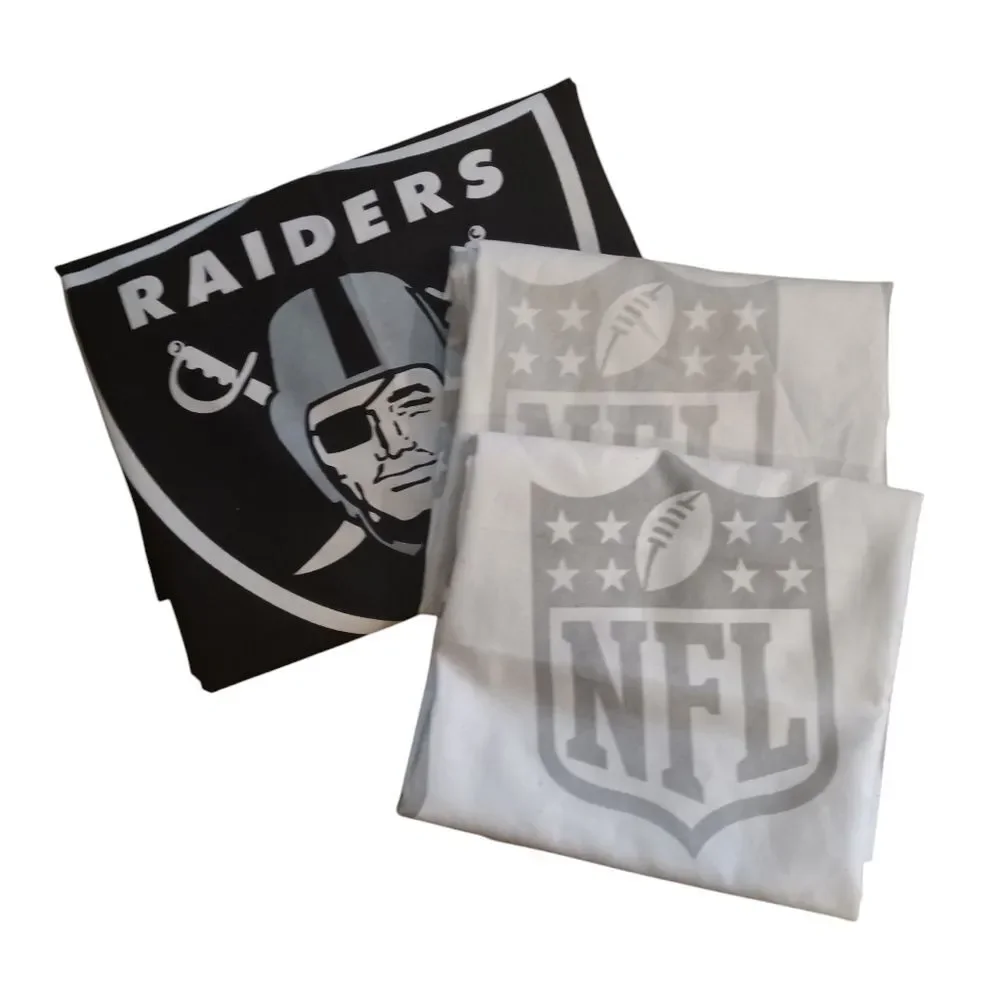 N/A two pillowcases