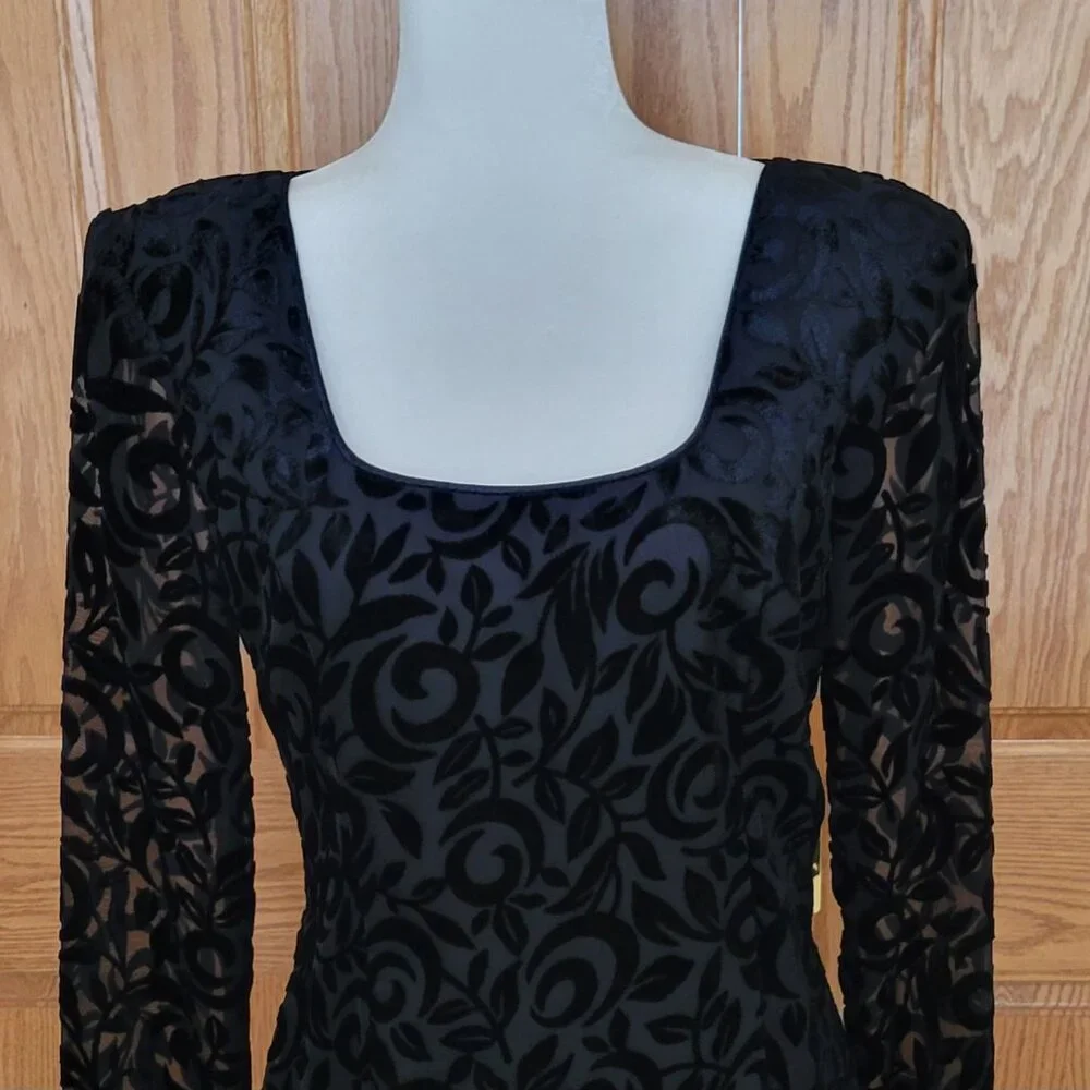 Vintage stunning black