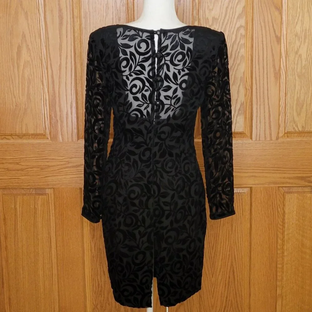 Vintage stunning black