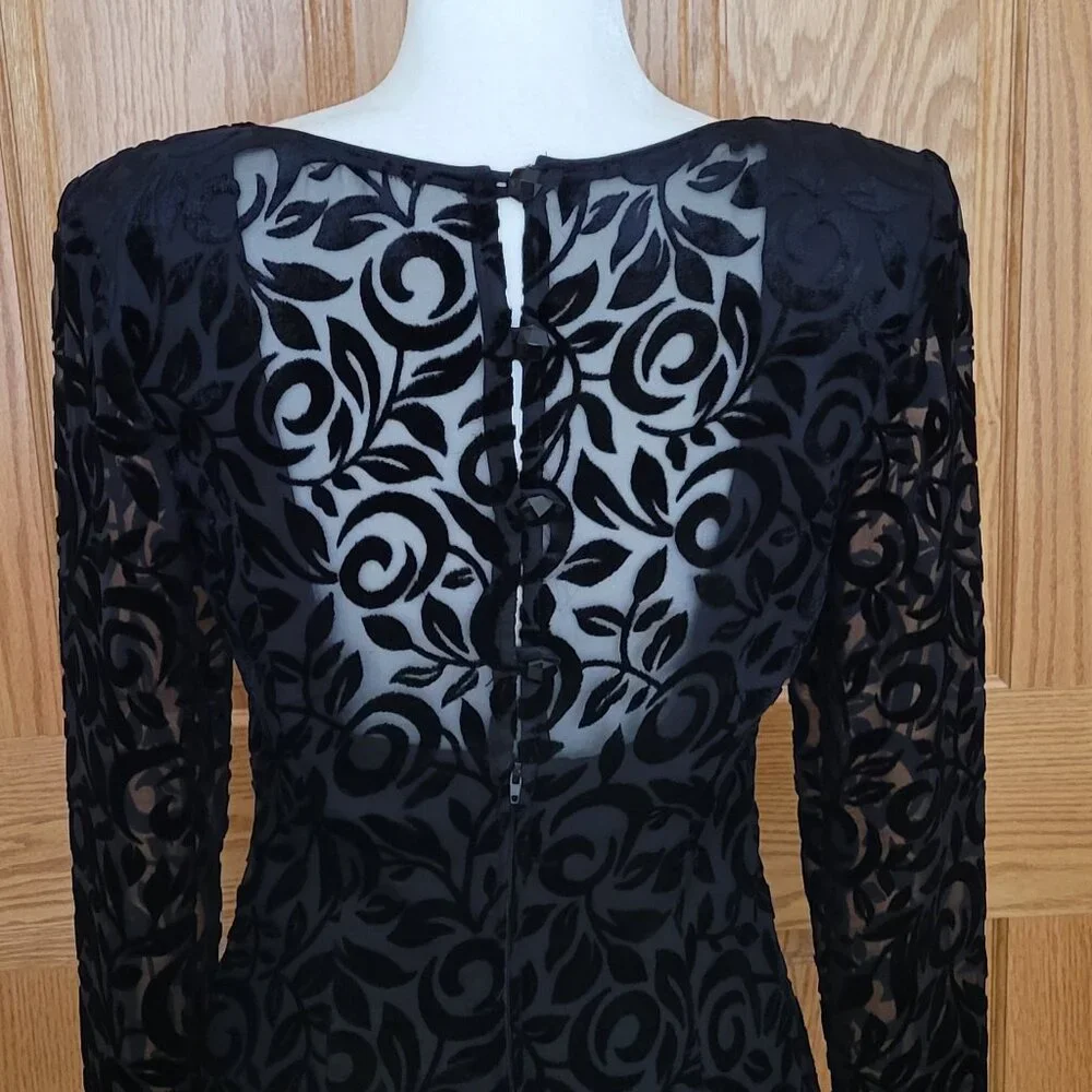 Vintage stunning black