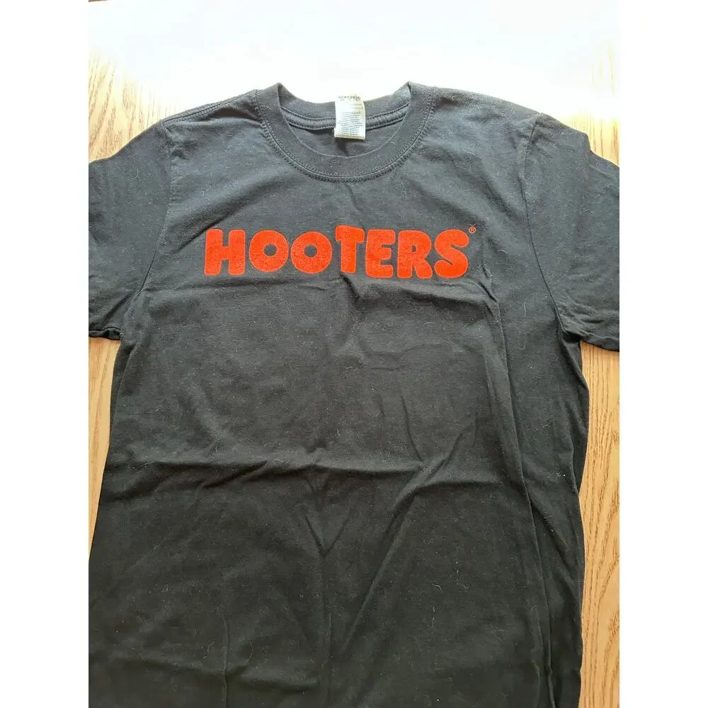 Hooters new mens