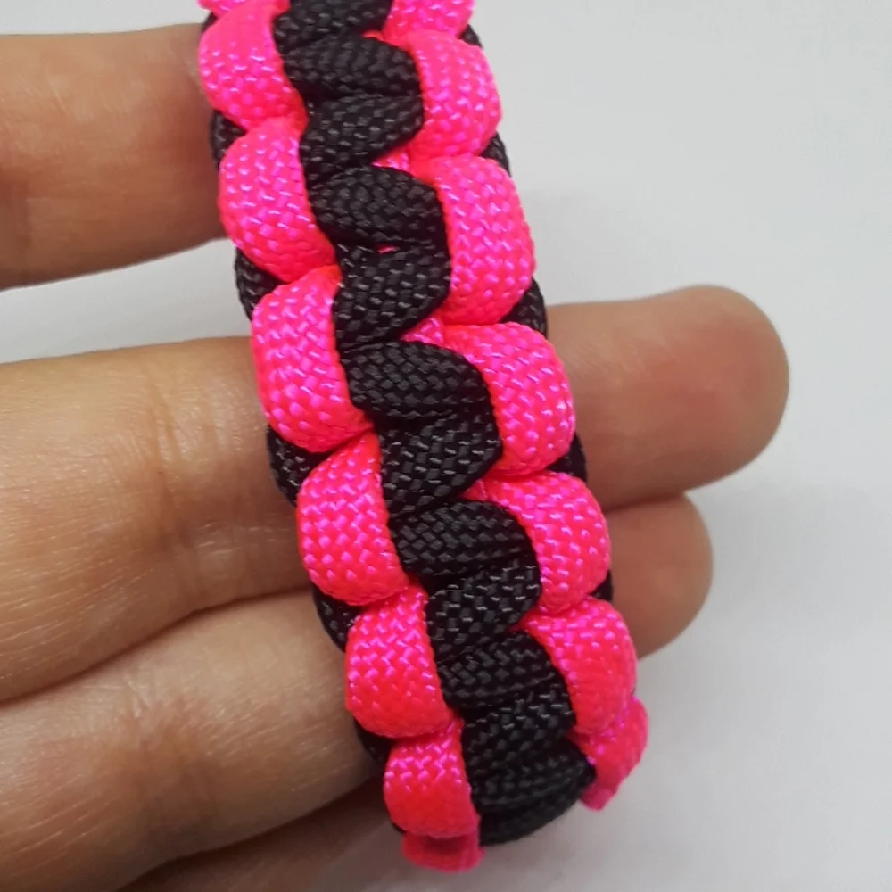 Handmade paracord bracelet