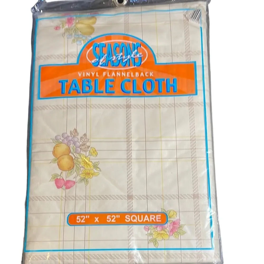 SEASONS of STYLE (4) Vinyl Flannelback Tablecloth 52” x 52” Square