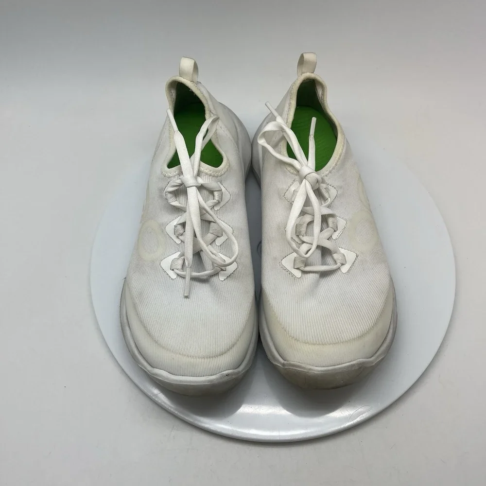 OOFOS size womens