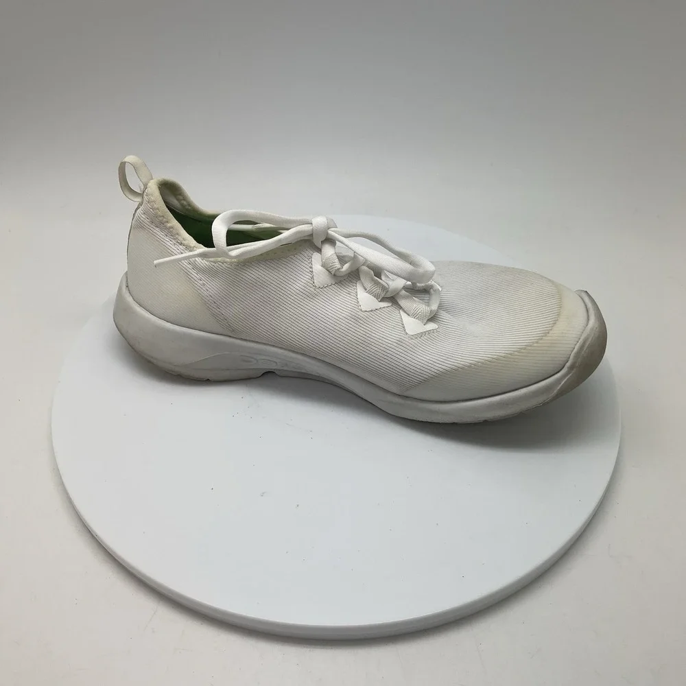 OOFOS size womens