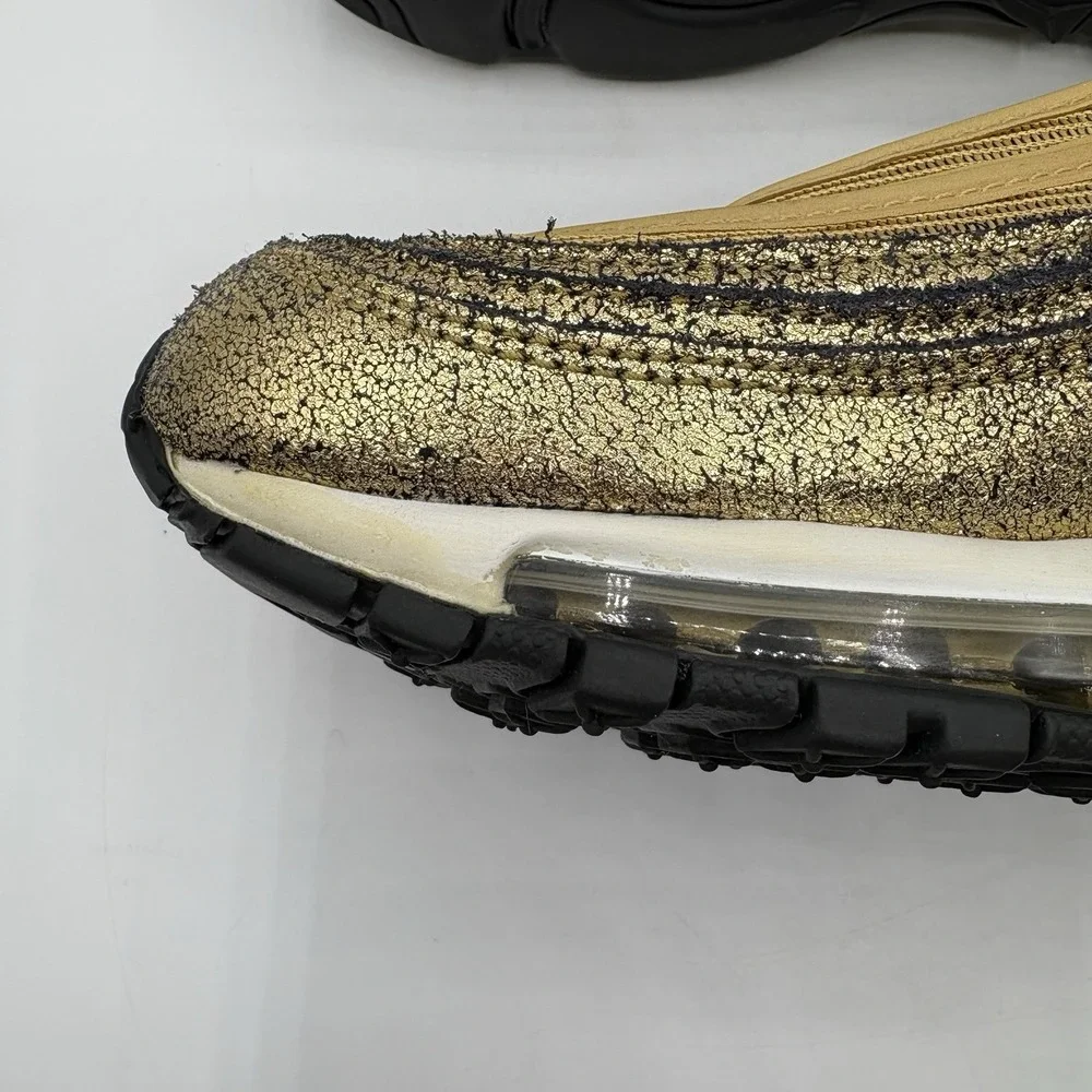 Nike model cracked