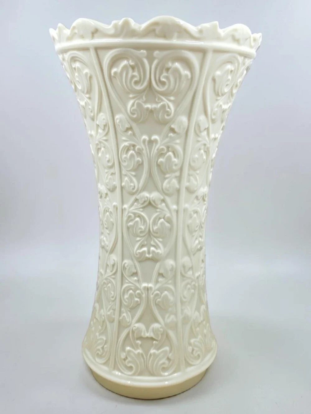 Lenox Wentworth Collection Vase Large Cream Embossed Vines USA Retired Porcelain