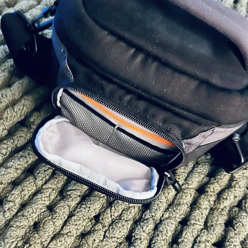 Lowepro black grey