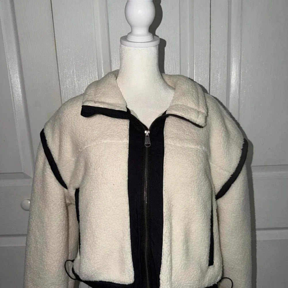 Free People Movement Courtside Fleece Size XS NWOT