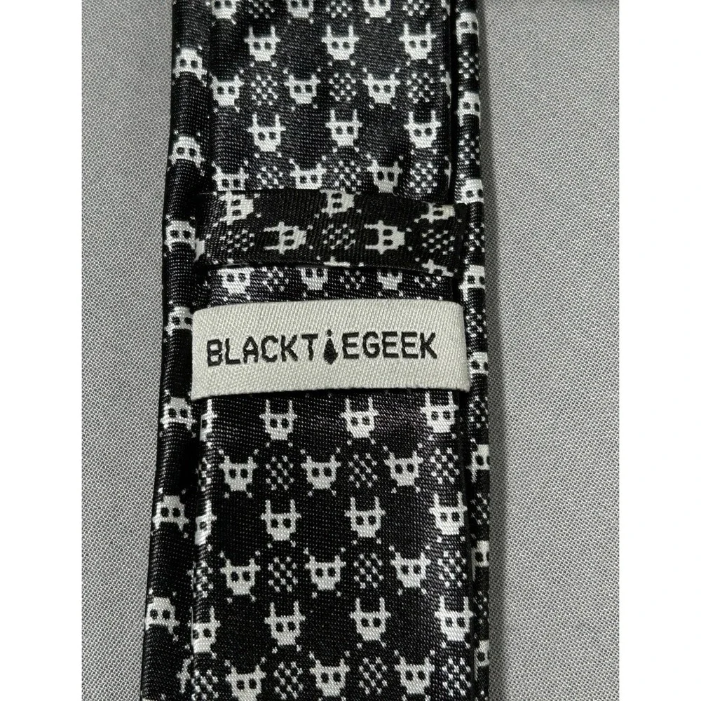 Black Tie Geek please appreciate