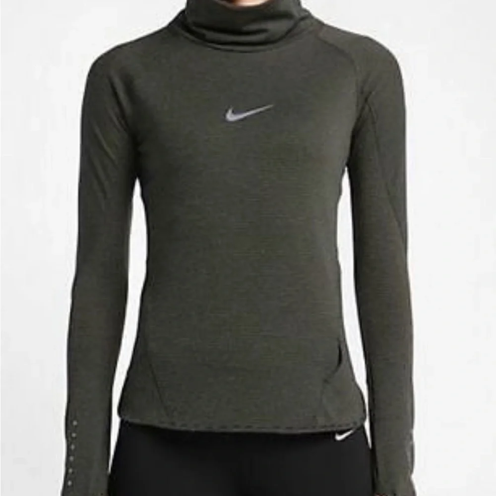 NWT Nike Womens Running Aeroreact Long Sleeve‎ Top