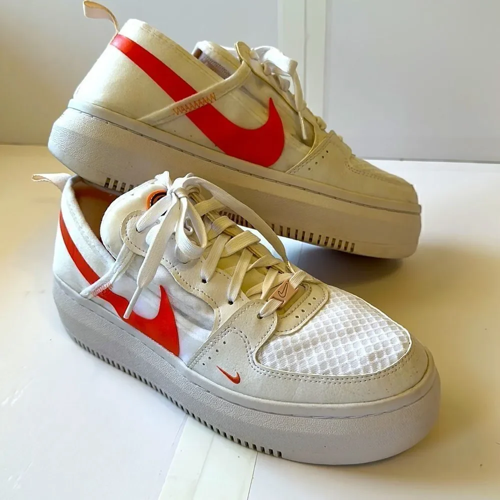 Nike lightly used
