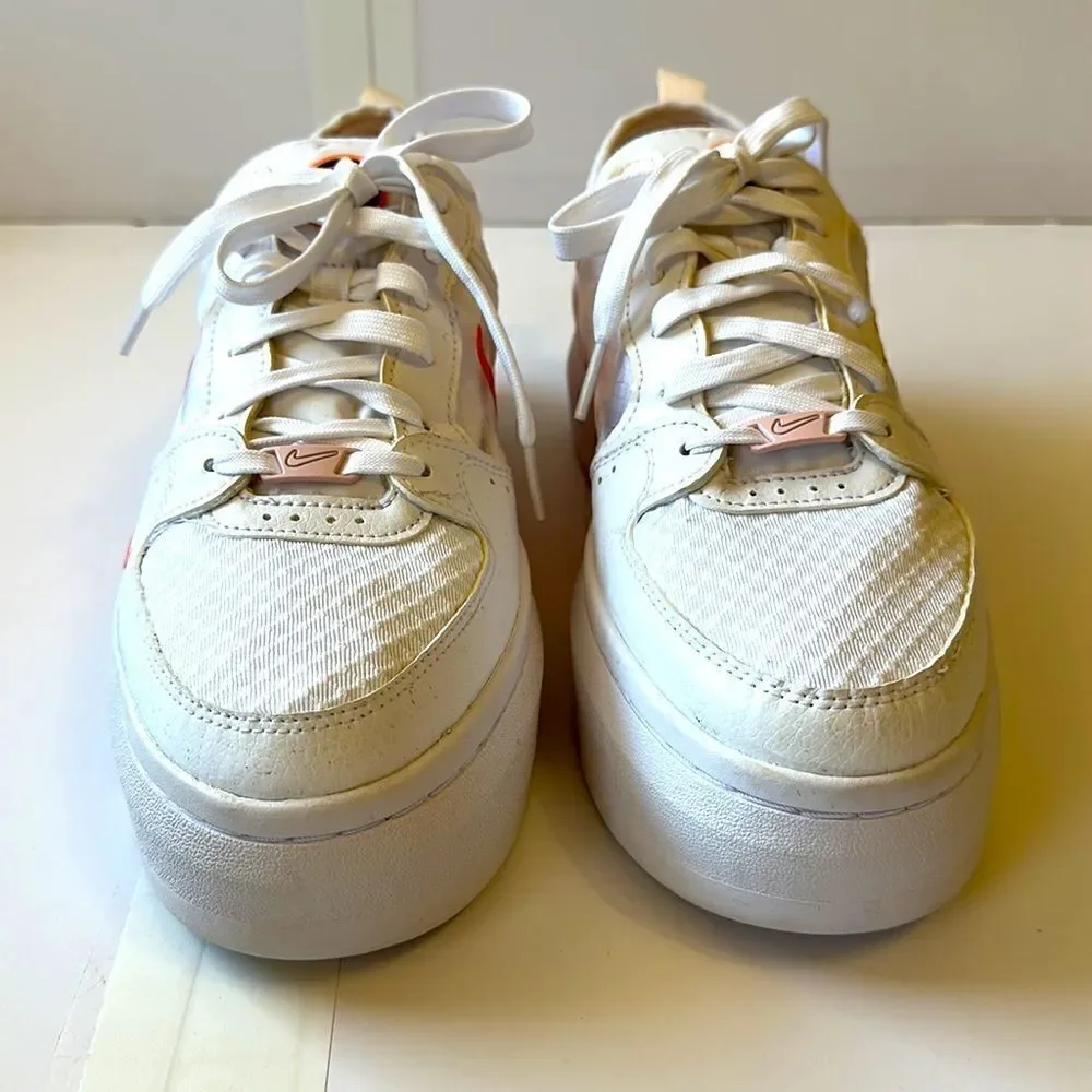 Nike lightly used