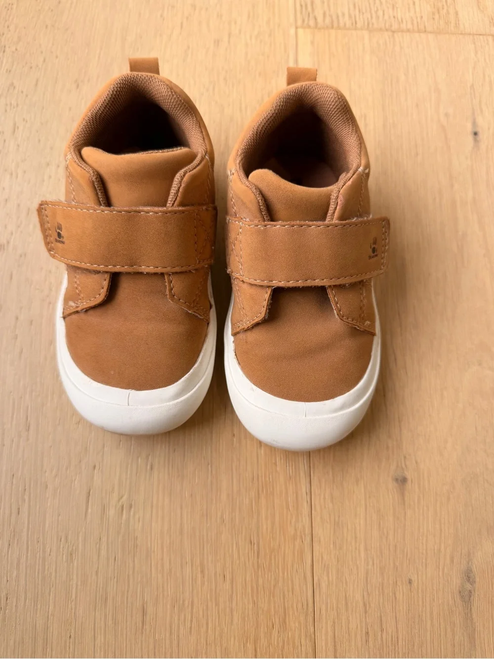 BearPaw soft tan