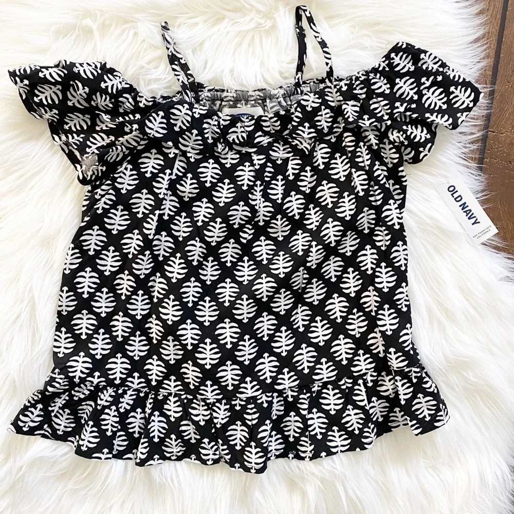 NWT Old Navy Off Shoulder Top