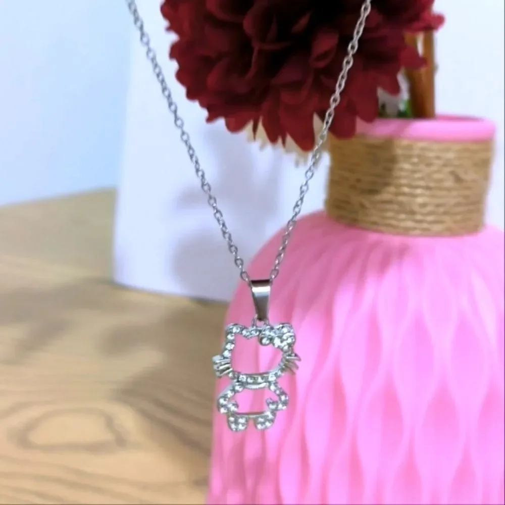 Hand Crafted kitty pendant