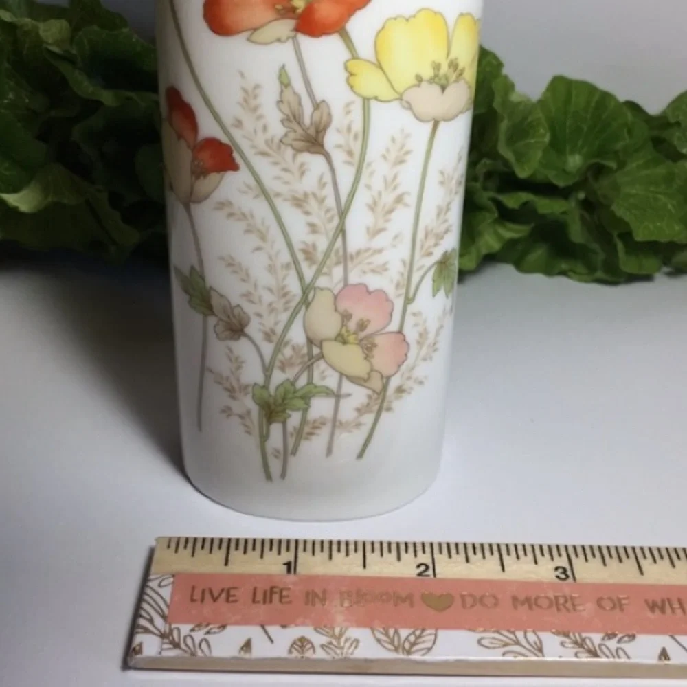 Vintage floral otagiri