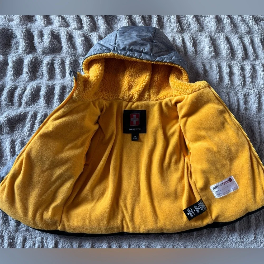 Swiss Tech warm cozy