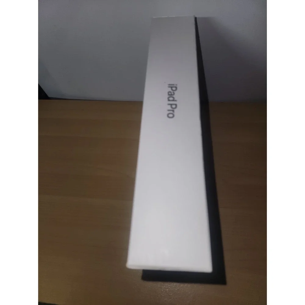 Apple iPad Pro 11-inch (3rd Generation 128GB) EMPTY BOX ONLY‎ Guide & Stickers