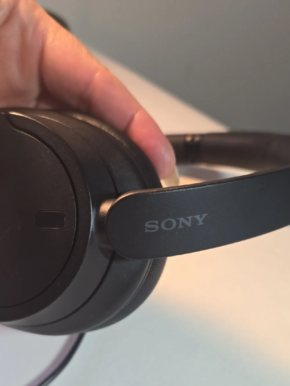 Sony black over