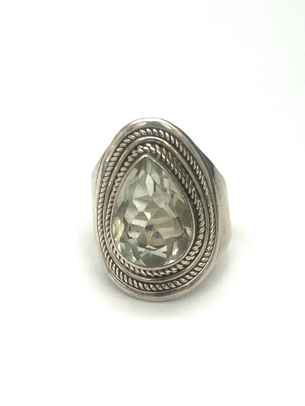 stunning teardrop