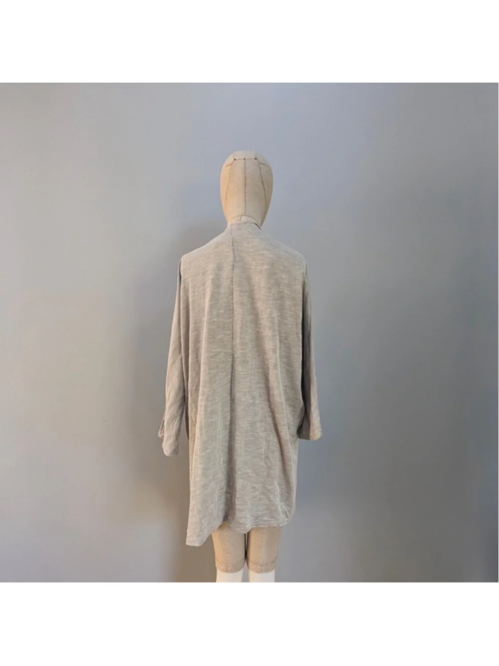 DONNI. label donni