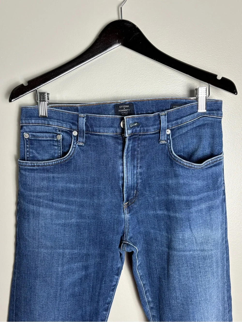 Citizens Of Humanity Men's Core Slim Straight Jeans in Dark Blue Wash Size 32