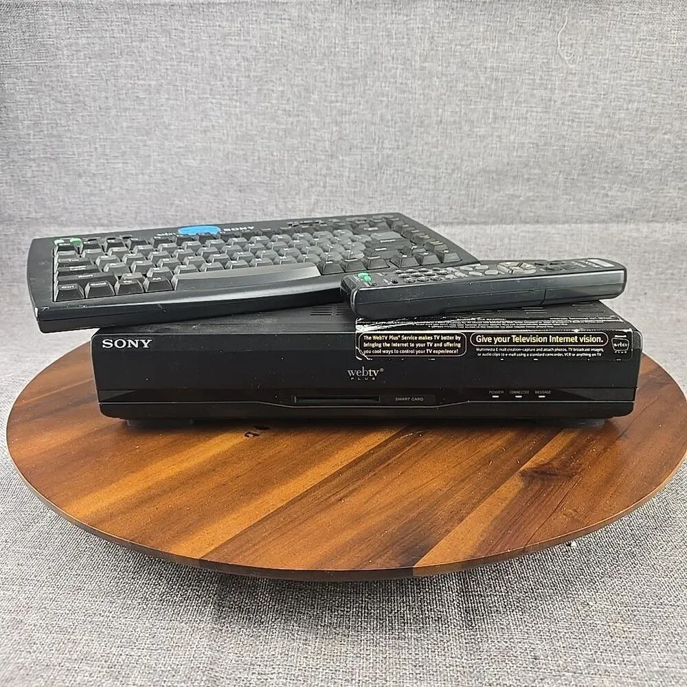 Vintage Sony INT-W250 Internet Terminal‎ WebTV w/ Keyboard No Cords Untested