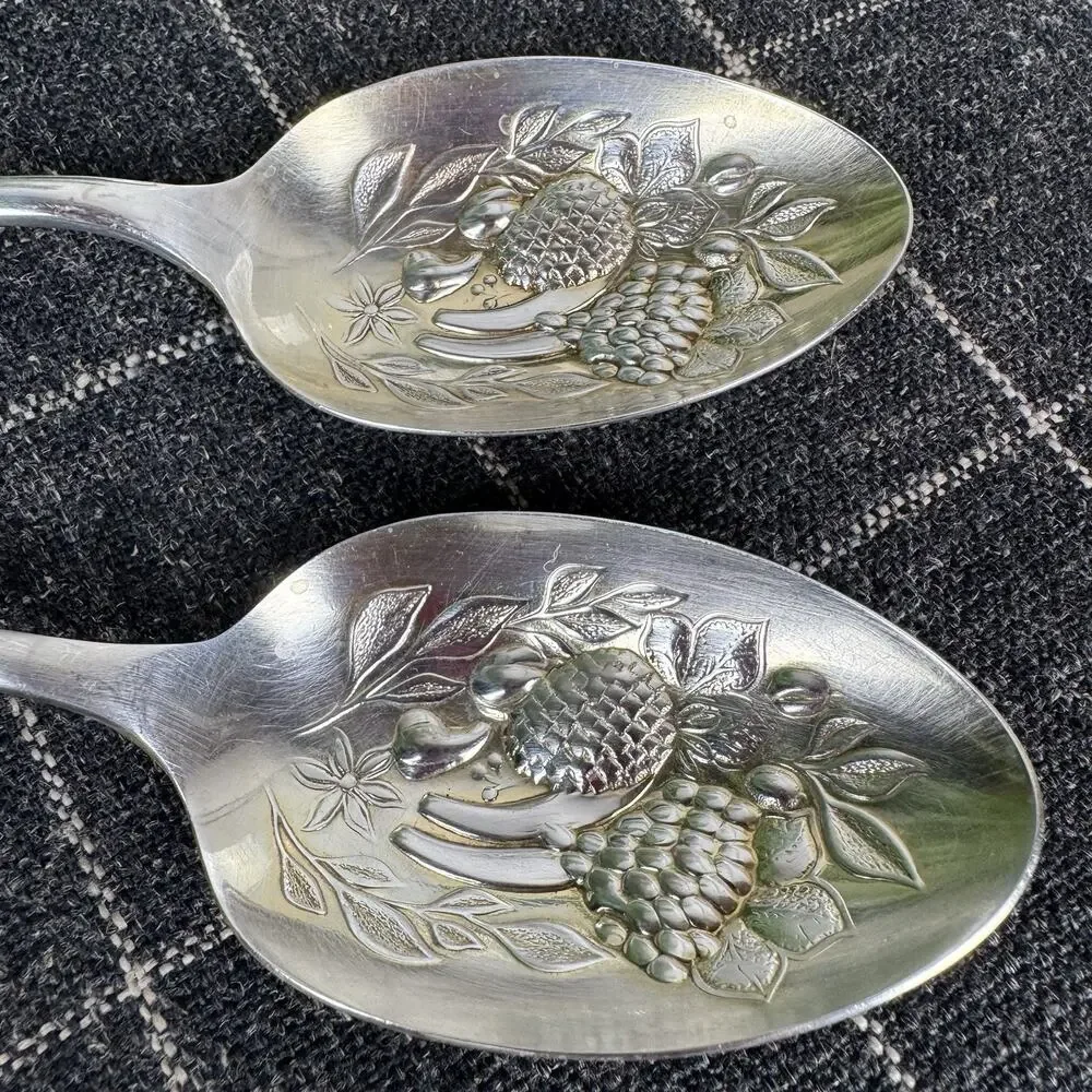 Vintage‎ EPNS A Sheffield England Silver Plate Berry & Fruit Large Spoons 9”