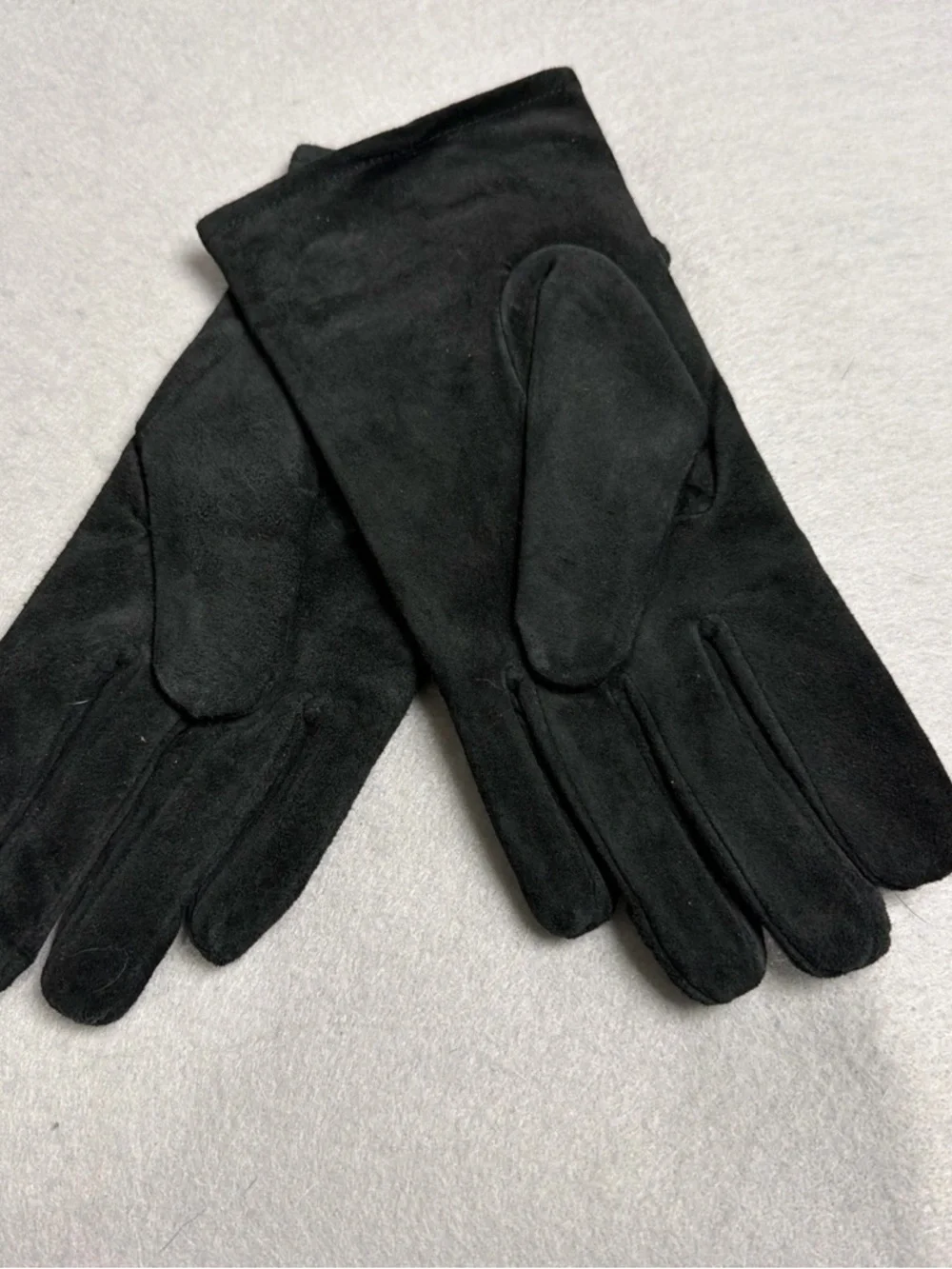 isotoner soft suede