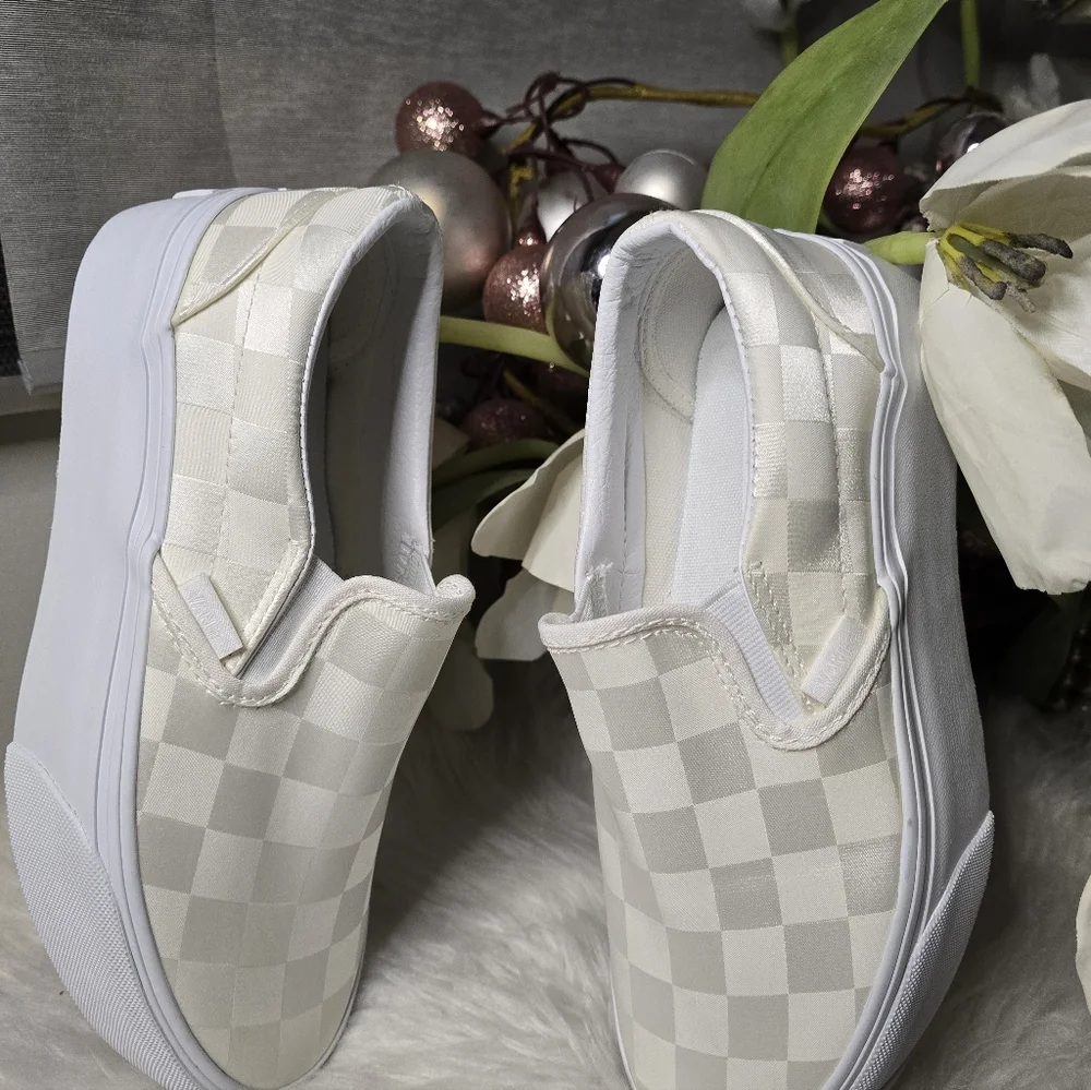 Vans Classic Slip-On Stackform Satin Checkerboard White New