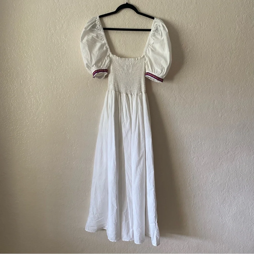 Pitusa elegant feminine
