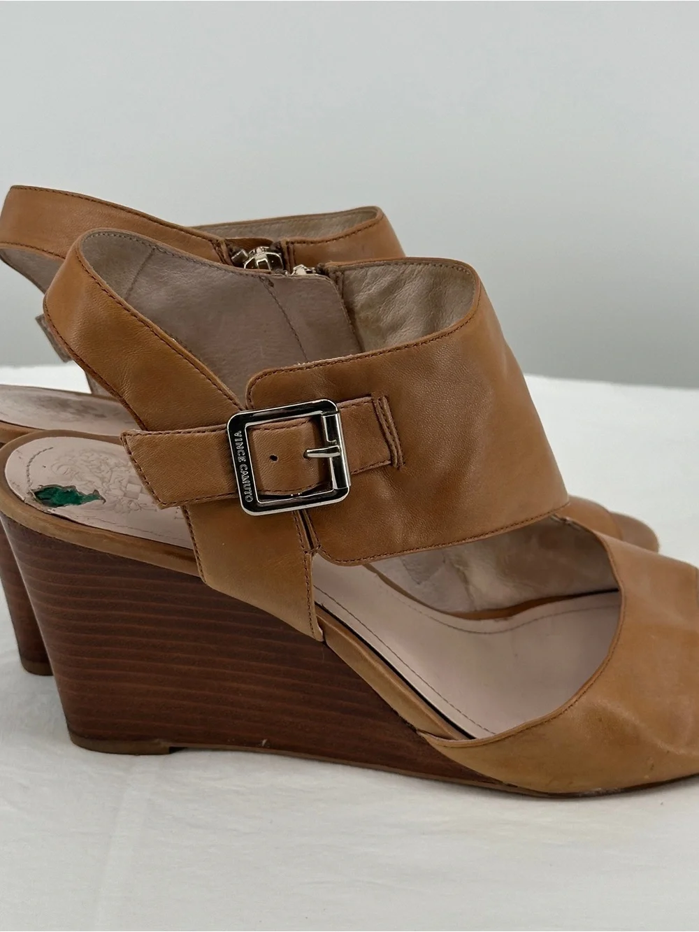 Vince Camuto rich cognac