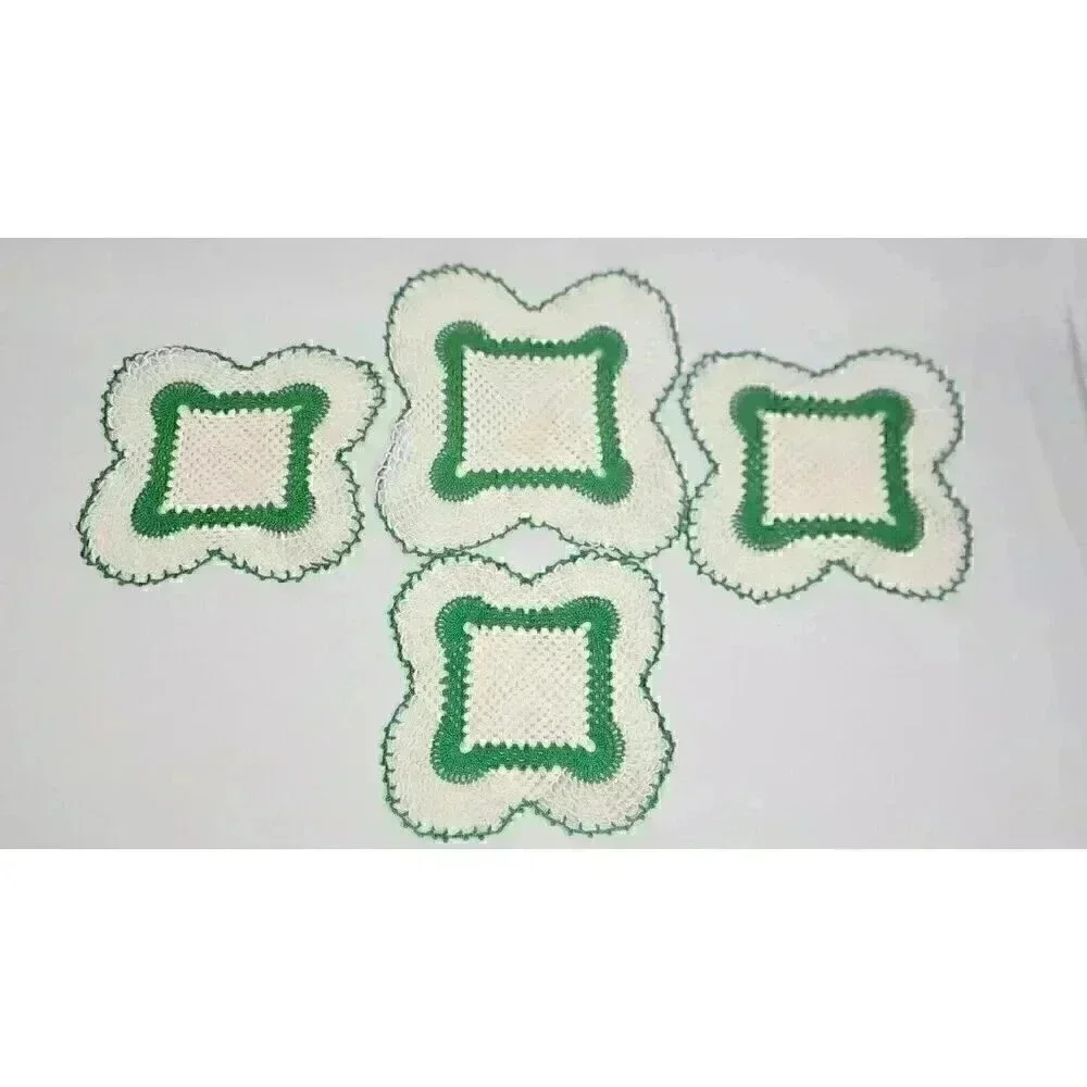 Vtg Set 4 Doilies Hand Crocheted Knitted Linen Apple Green‎ Scalloped Kitsch