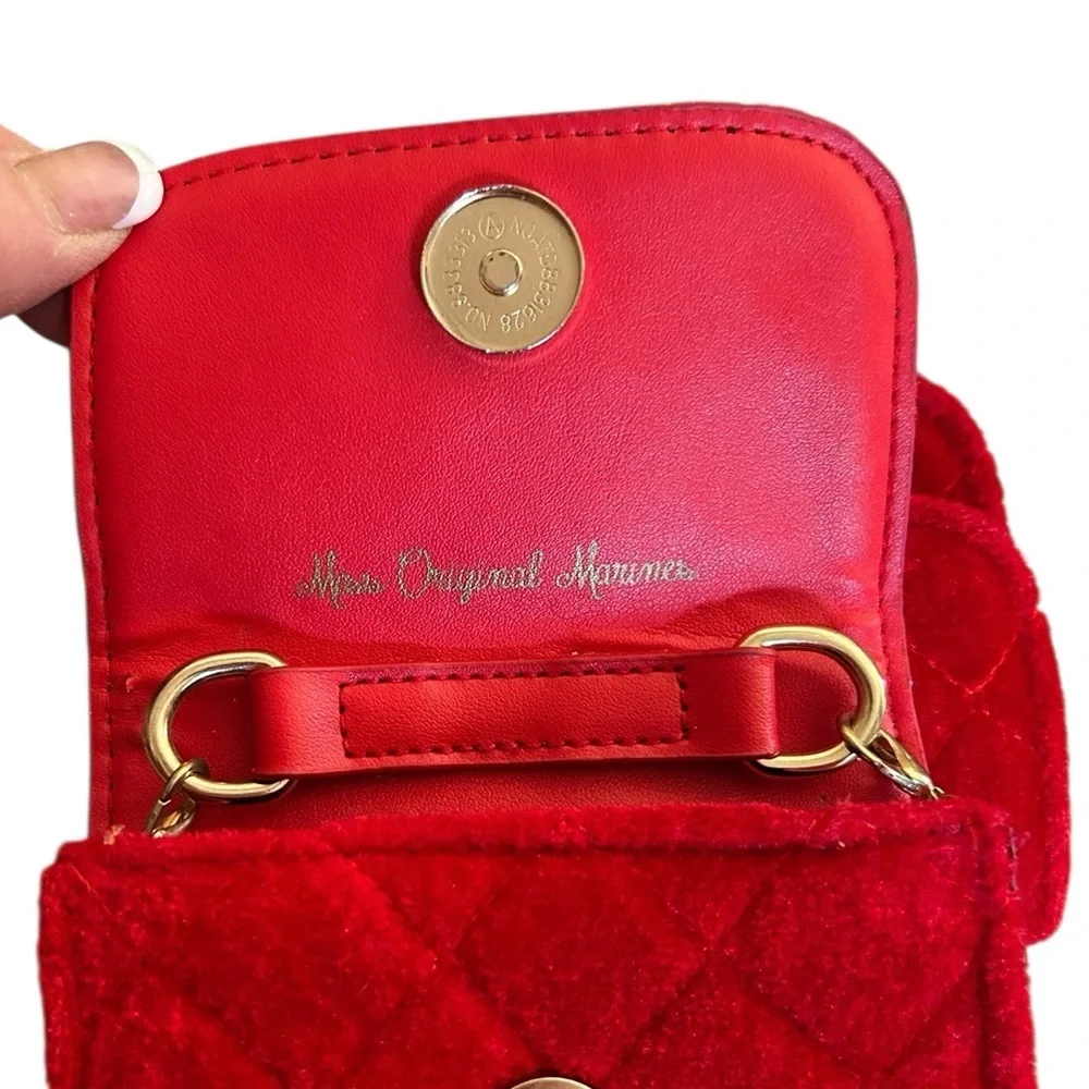 red velveteen