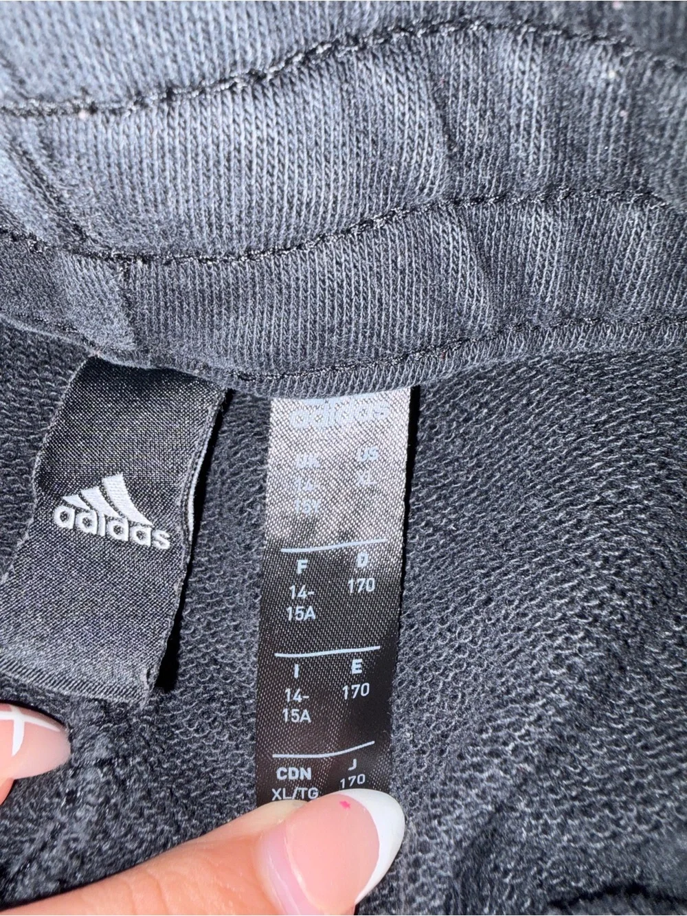 adidas classic black