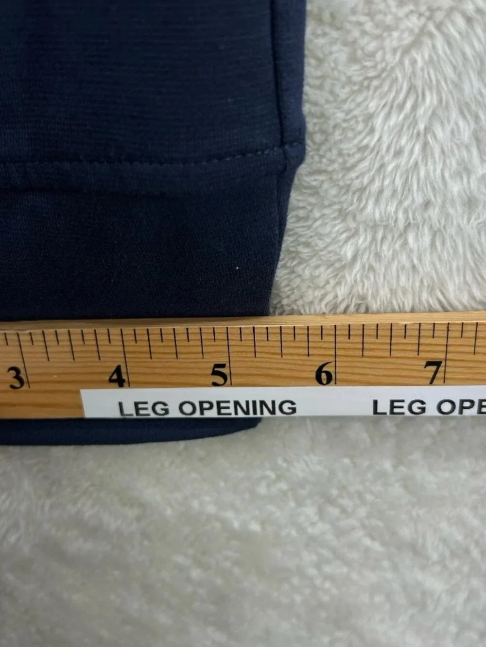 Tommy Bahama check photos